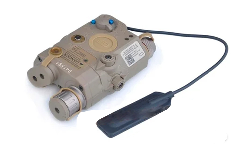 Đèn pin + laser PEQ-15 / LA-5C UHP màu tan + công tắc
